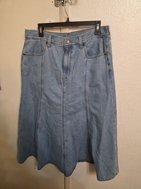 Levis Classic Light Blue Denim A-Line Skirt